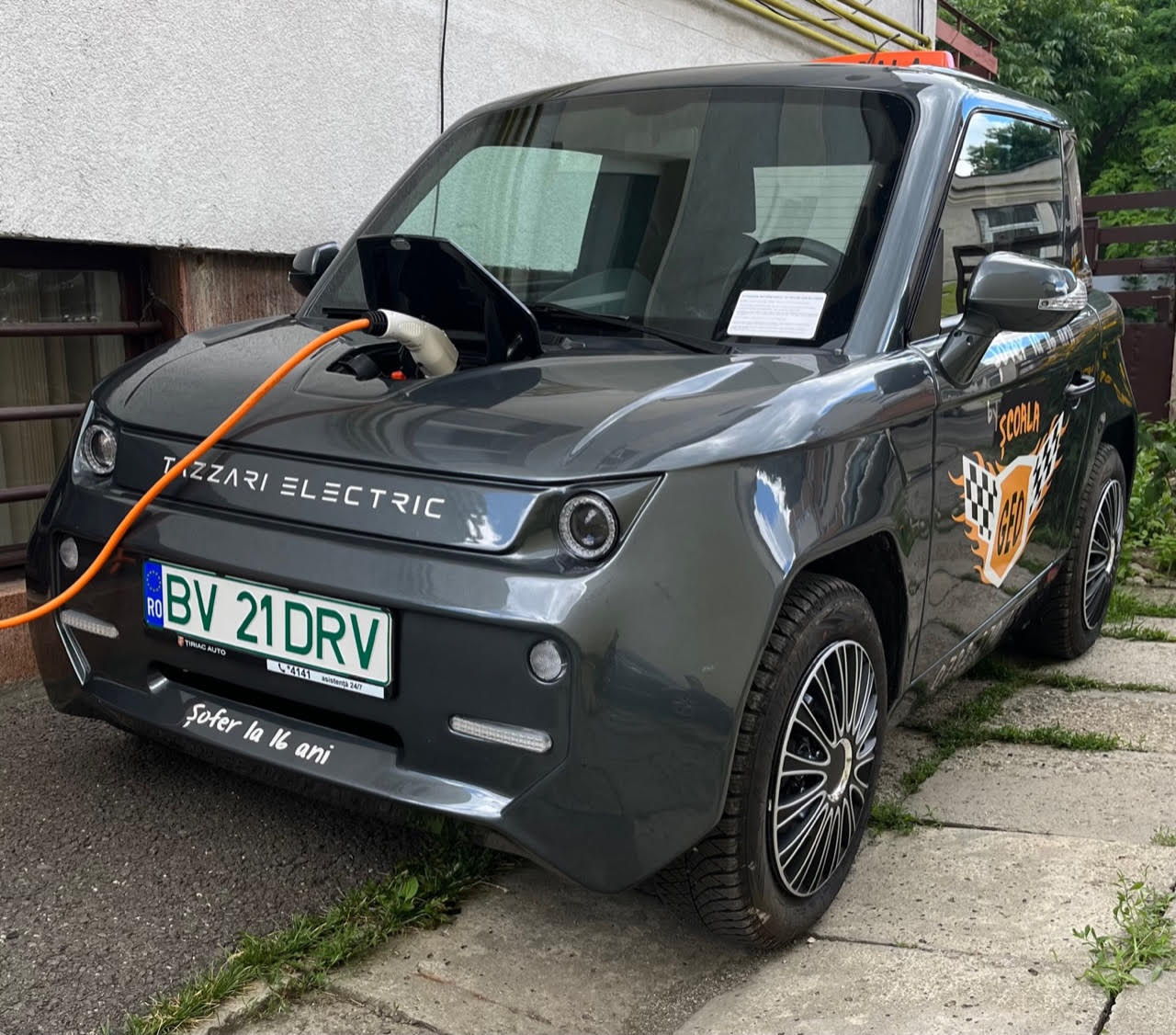 Scoala De Soferi Geo Brasov - TAZZARI Electric