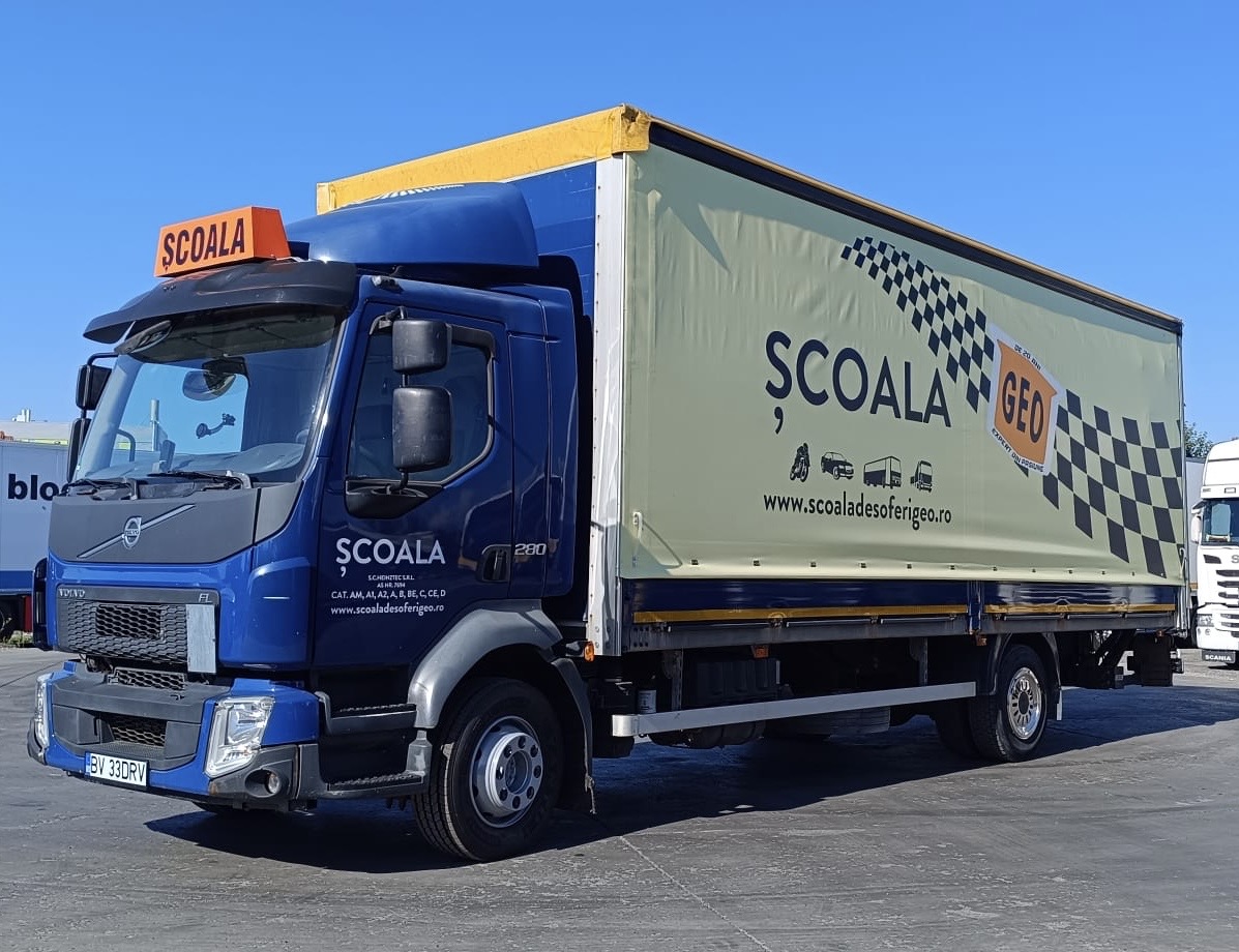 Scoala De Soferi Geo Brasov - Autocamion VOLVO - automat, ultima generatie