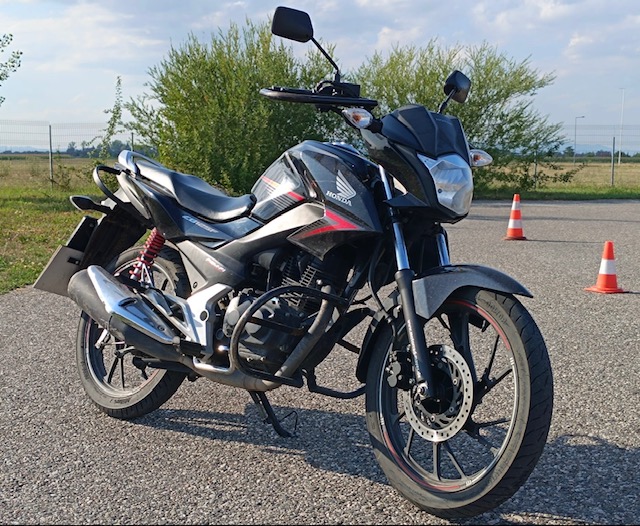 Scoala De Soferi Geo Brasov - Honda GLR125