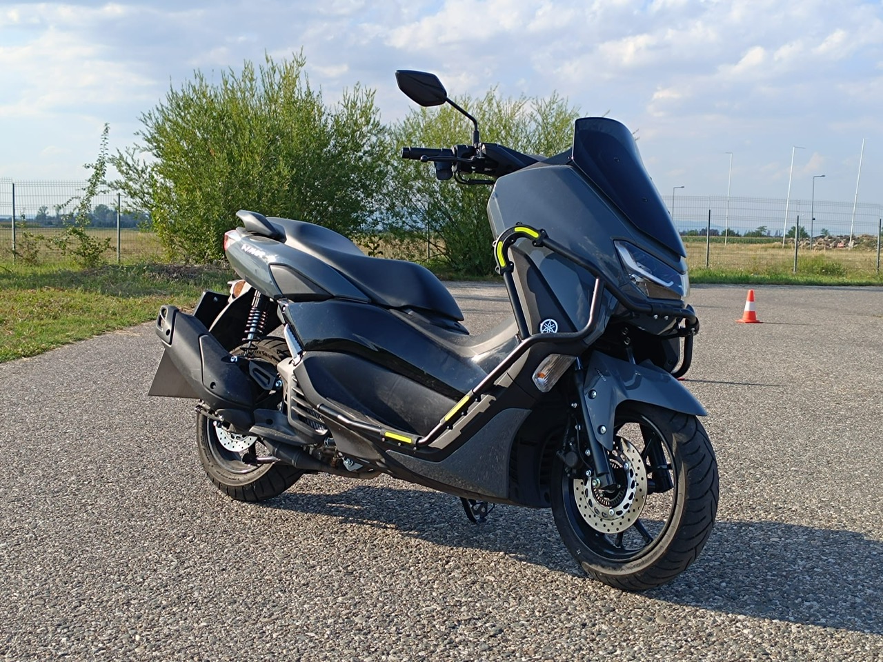 Scoala De Soferi Geo Brasov - YAMAHA NMAX 125