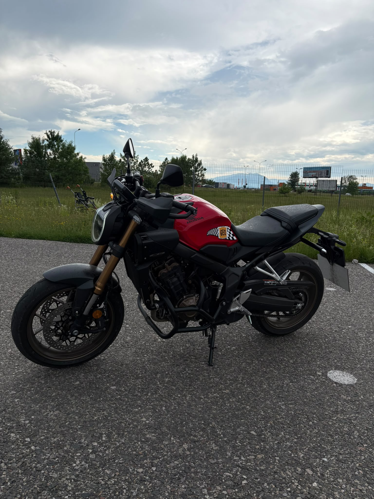 HONDA CB500 2026 E-CLUTCH