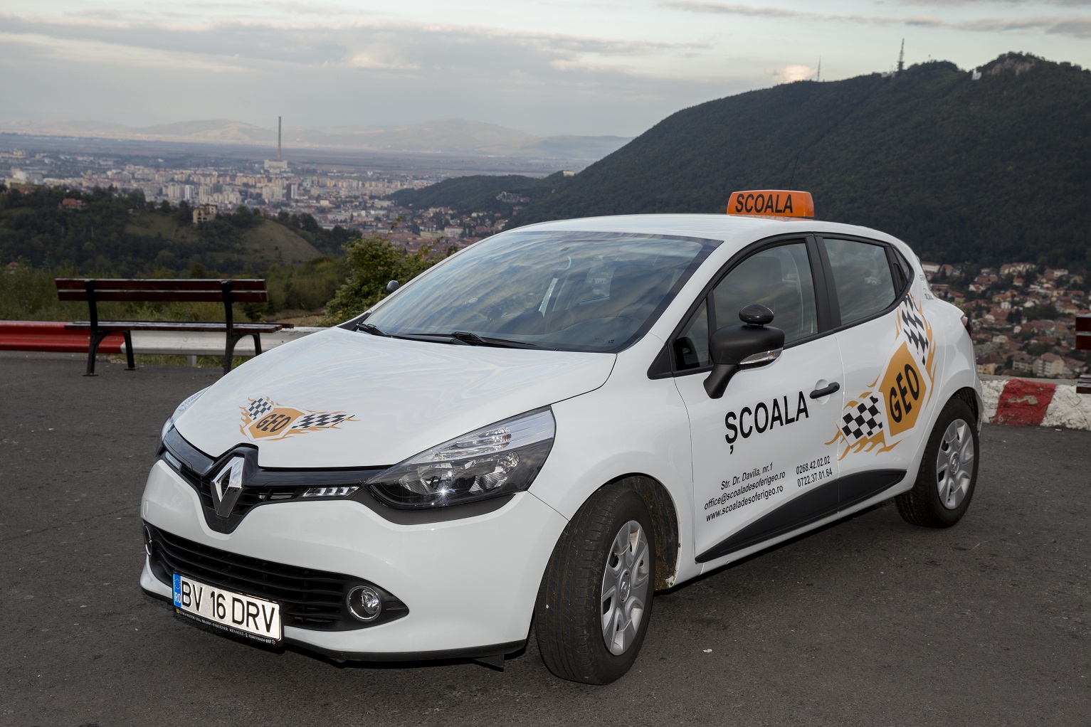 Scoala De Soferi Geo Brasov - RENAULT CLIO benzina